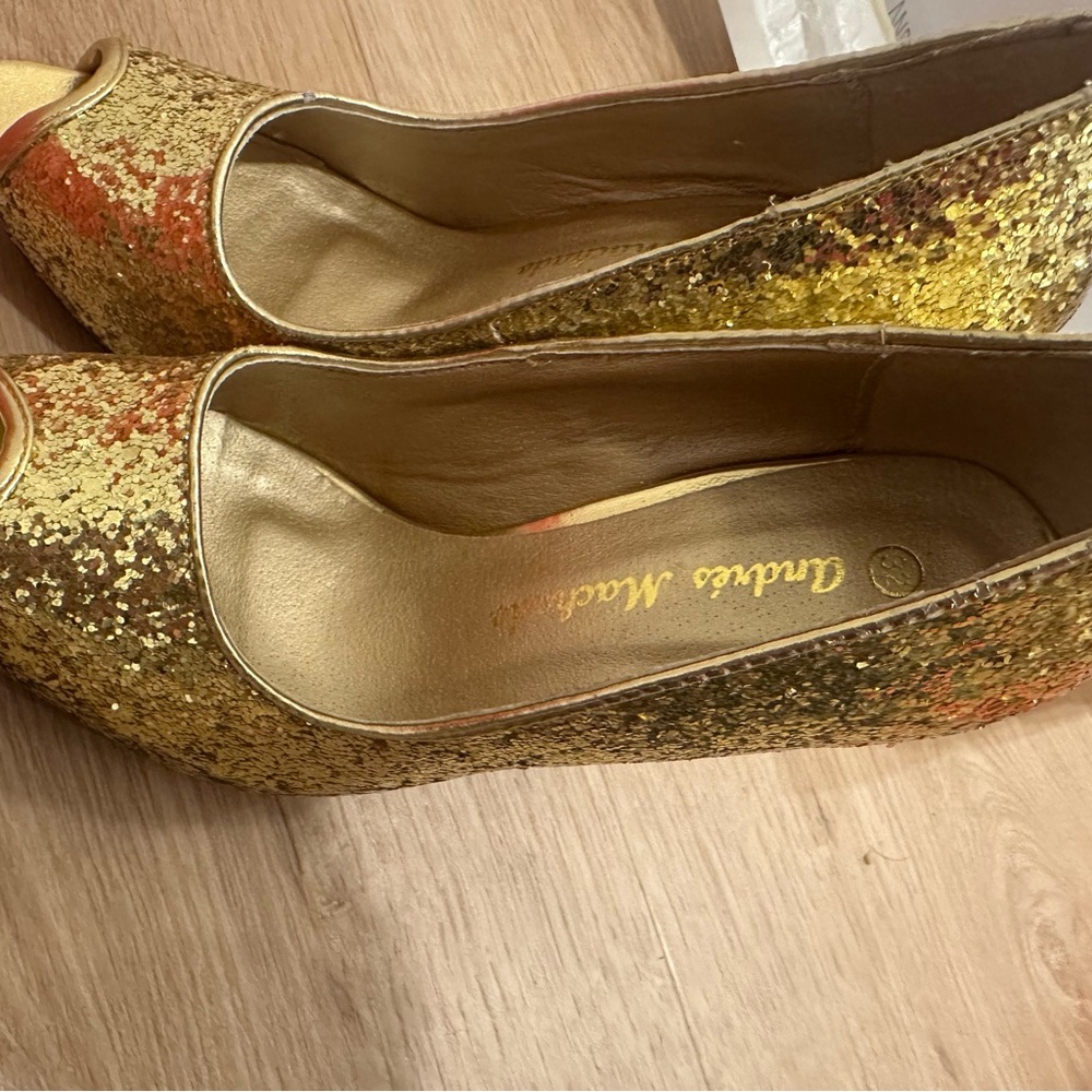 Gold Glitter Heels for Glamorous Occasions- Andypola size 2